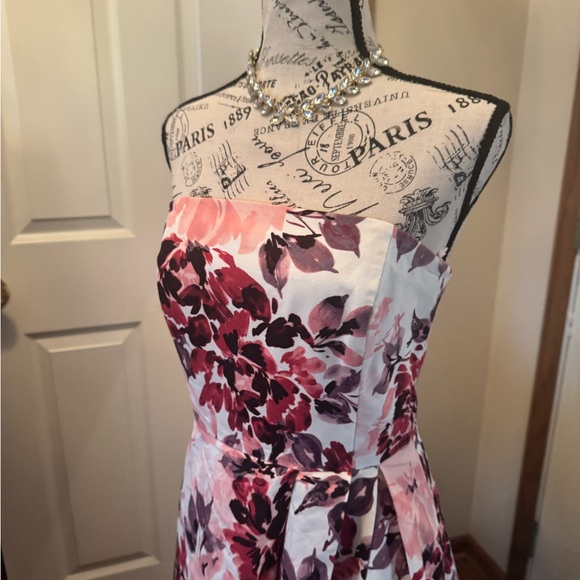 WHBM sleeveless Pink Rose bold flowers pleated fit & flare swing dress size 6 - Picture 4 of 10